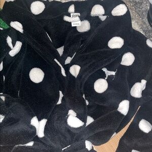 PINK Victoria’s Secret Polka Dot Plush‎ Fleece Soft Short Robe Black White M/L